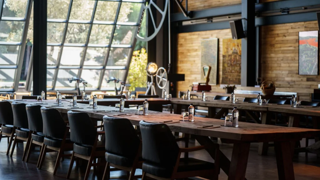 Warehouse_Grand Hall-11