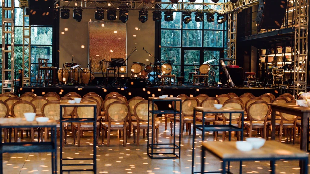 Warehouse_Grand Hall-7